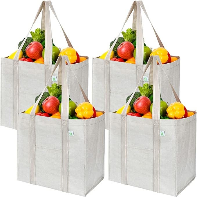 Op zwaar werk berekende Canvas het Winkelen Zak met de Kruidenierswinkel Vriendschappelijke Eco van Codycross van het Zakkenpit